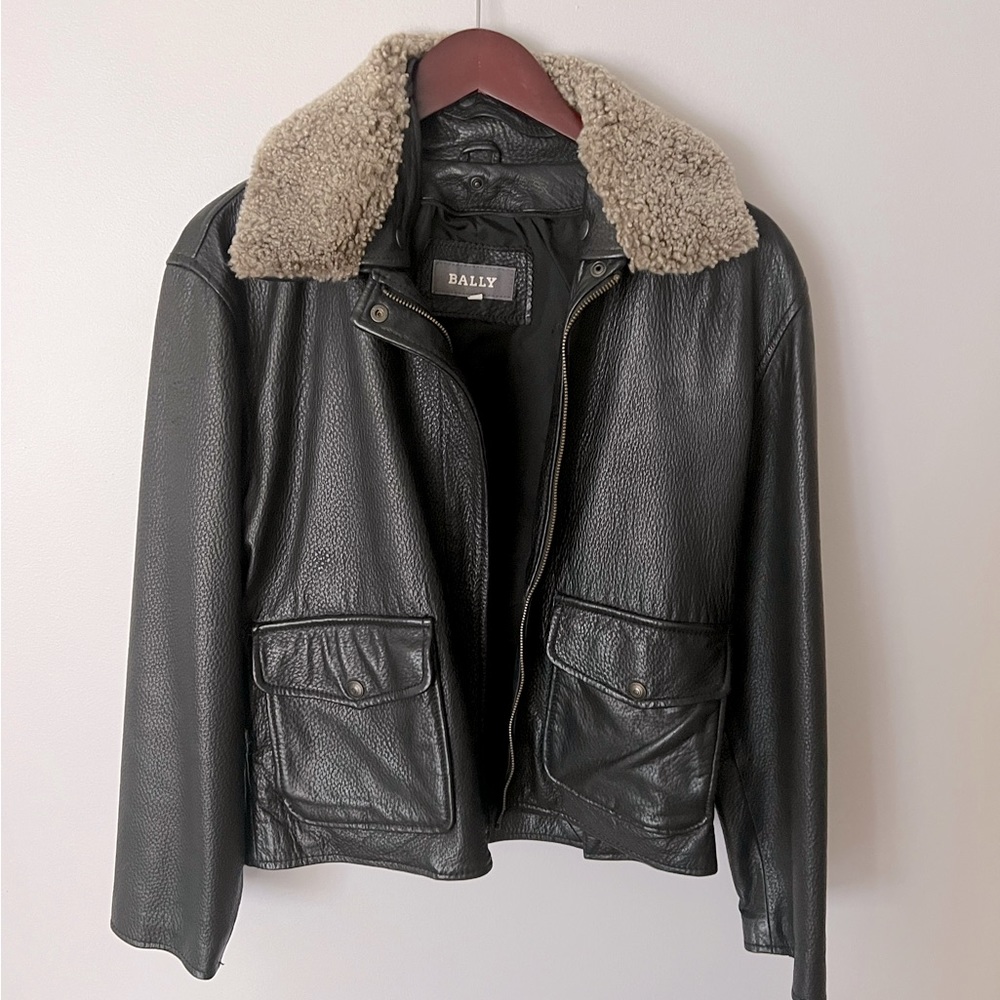 Bally Leather Bomber Jacket. 🖤Size 8🖤
